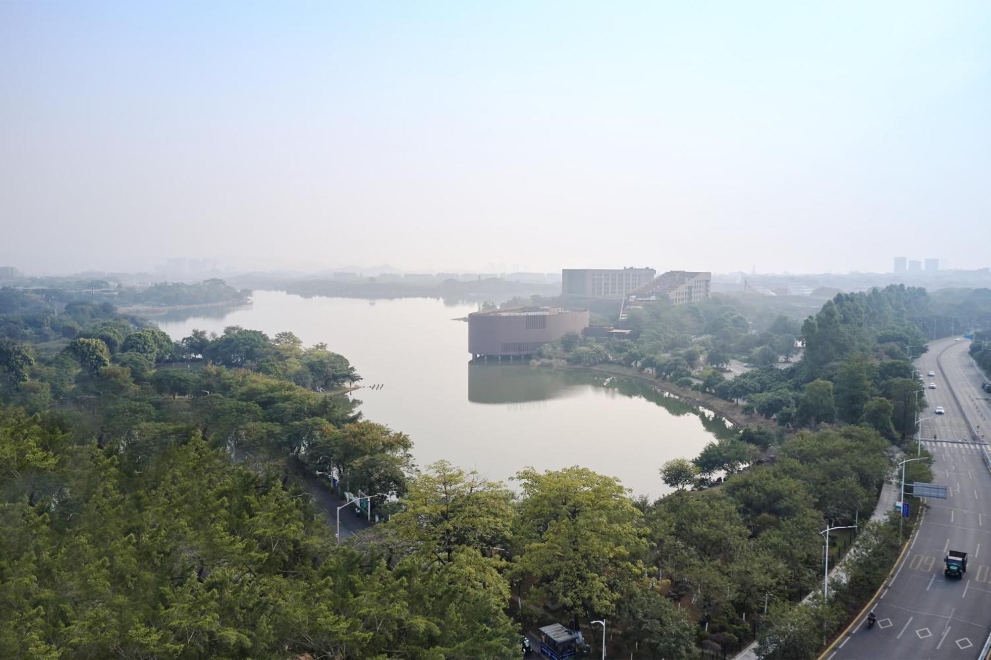 Aloft Dongguan Songshan Lake Exterior foto